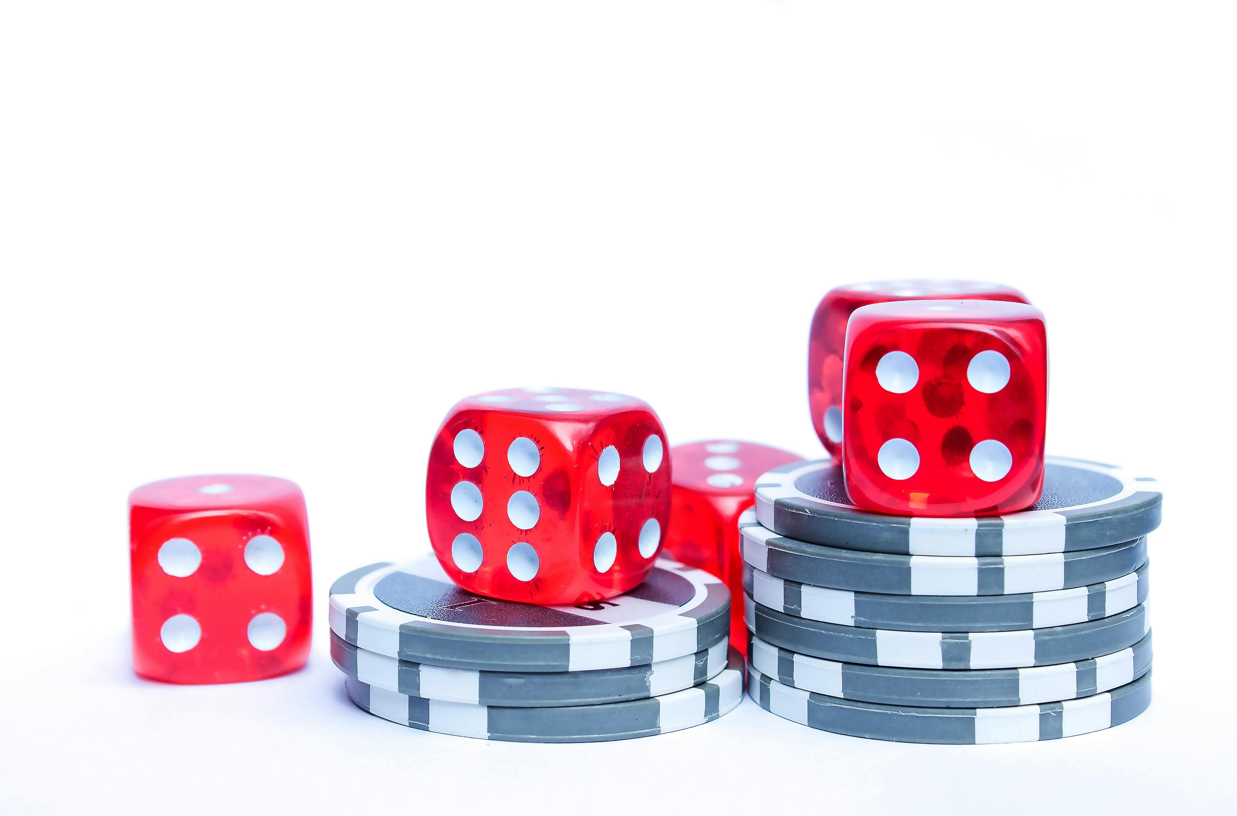 my66 အွန်လိုင်း ကတ်ဂိမ်းများ Baccarat Live Dealer နှင့် Poker